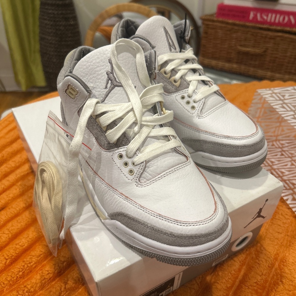 NEVER WORN DS A MA  MANIERE WMNS AIR JORDAN 3 retro SP